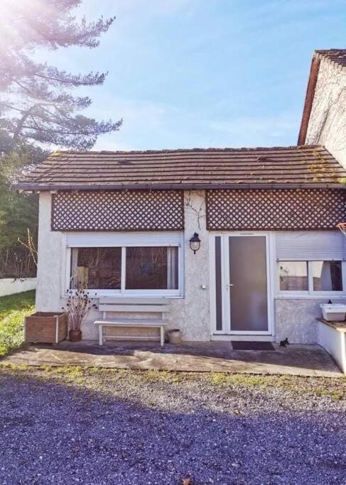 Chez Beroy Lägenhet Morlaas Exteriör bild